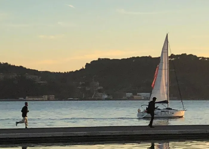 Espaco Espelho D'agua 2* リスボン